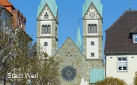 Rast vor der Basilika in Werl