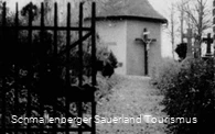 Kapelle und Friedhof auf dem Werth vor 1950. 