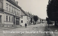 Die untere Weststraße bei Störmann um 1920. 